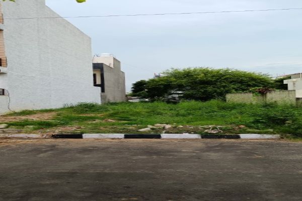 Plot For Sale in Mullanpur