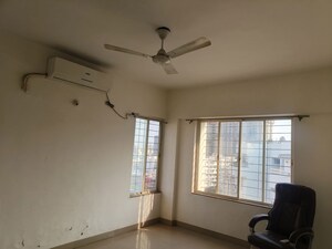 Room in 3 BHK Apartment at Manav Silver Skyscapes, Wakad – for Rent