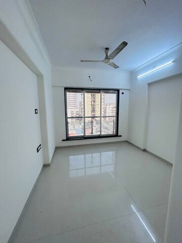 Room in 1 BHK Apartment at Andheri West – for Rent