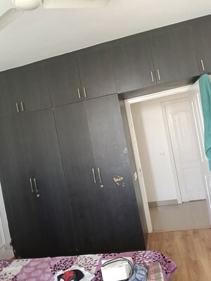 Furnished Amenities in 2.5 BHK Apartment at GPL Eden Heights, Sector 70 – for Rent