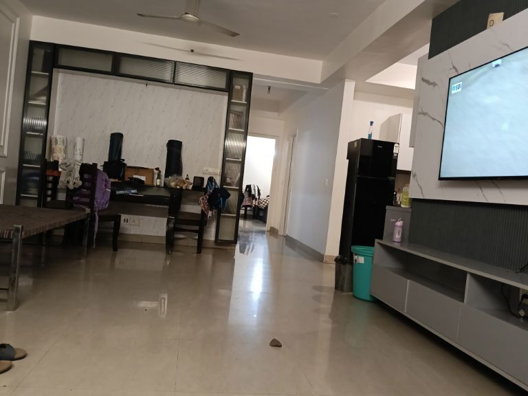 2.5 BHK + Pooja Room,Servant Room Apartment For Rent in GPL Eden Heights