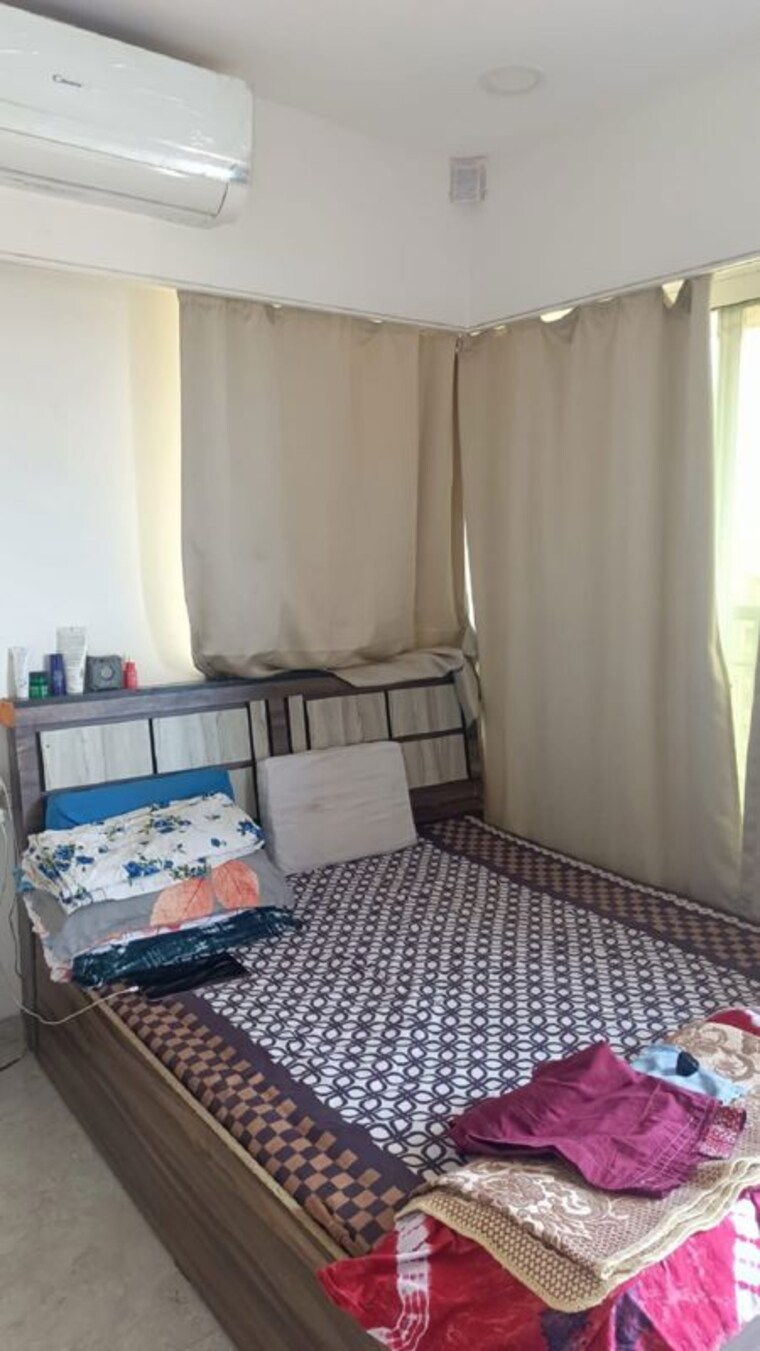 Bedroom, bandra west 2 Bedroom 700 Sq.Ft. Apartment In Bandra West Mumbai 9946010