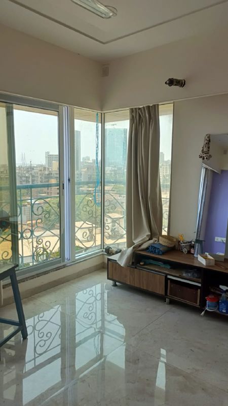 2 BHK + Pooja Room Apartment For Rent in Bandra West