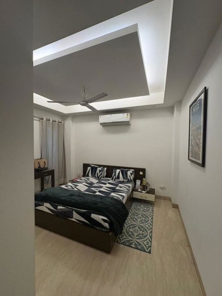 Living Room, panchsheel enclave 2 Bedroom 125 Sq.Yd. Builder Floor In Panchsheel Enclave Delhi 9946033