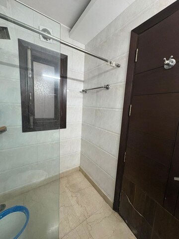 Master Bedroom in 2 BHK Builder Floor at Panchsheel Enclave – for Rent