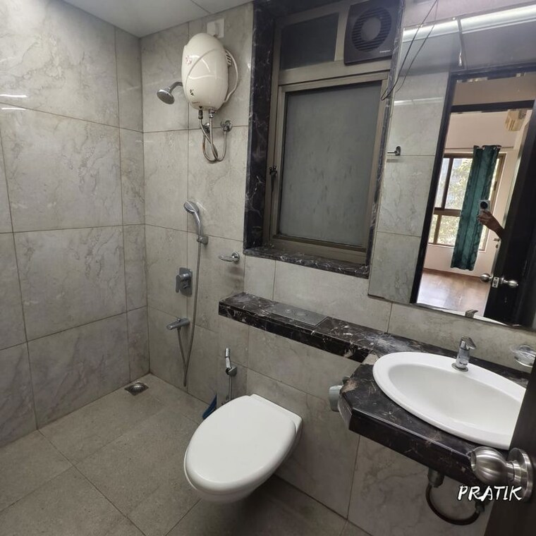 Bathroom, kanakia-rainforest 2 Bedroom 720 Sq.Ft. Apartment In Andheri East Mumbai 9946031