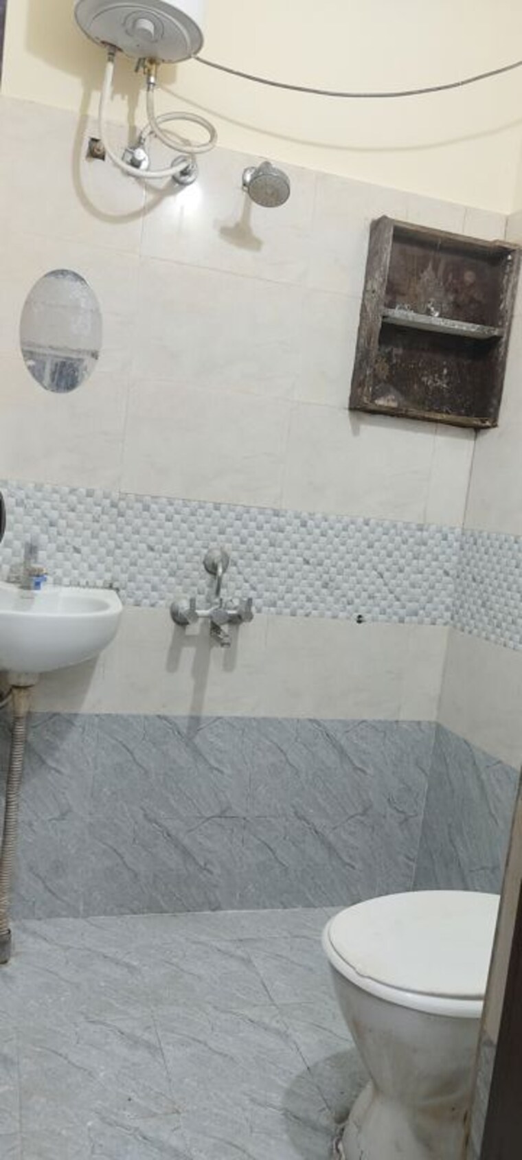 Bathroom, jeevan bima nagar 1 Bedroom 600 Sq.Ft. Builder Floor In Jeevan Bima Nagar Bangalore 9946084