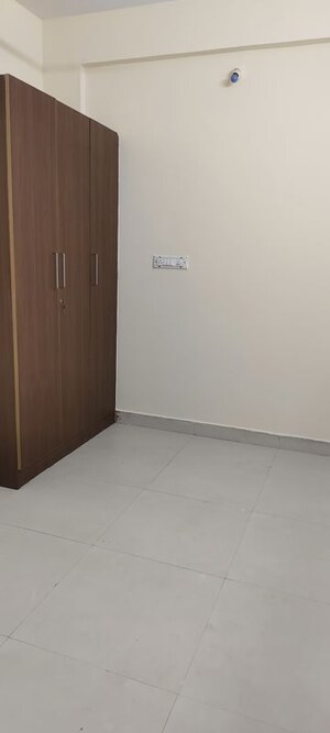 Room in 1 BHK Builder Floor at Jeevan Bima Nagar – for Rent