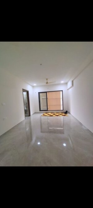 Building Lobby in 3 BHK Apartment at Shantinath Darshan CHS Dahisar, Dahisar East – for Rent