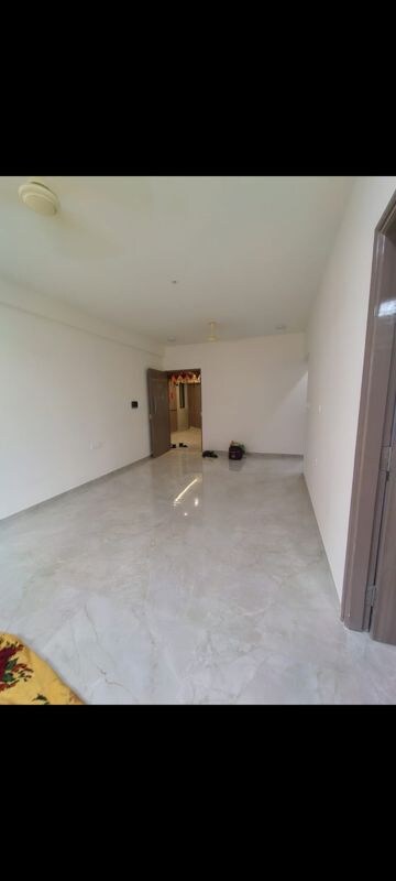 Room in 3 BHK Apartment at Shantinath Darshan CHS Dahisar, Dahisar East – for Rent