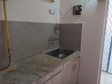 Bathroom in 2 BHK Builder Floor at Safdarjung Development Area – for Rent
