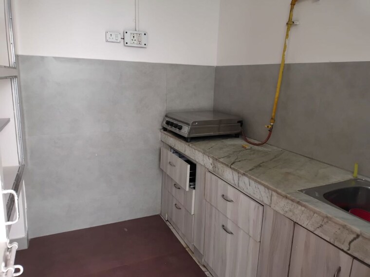 Kitchen, safdarjung development area 2 Bedroom 125 Sq.Yd. Builder Floor In Safdarjung Development Area Delhi 9946106