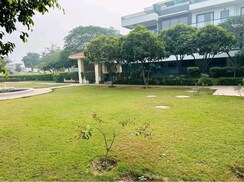 Plot For Sale in DLF Garden City Plots I
