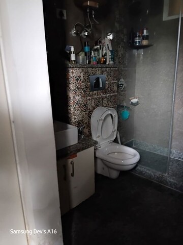 Bathroom in 1 BHK Builder Floor at Hauz Khas – for Rent