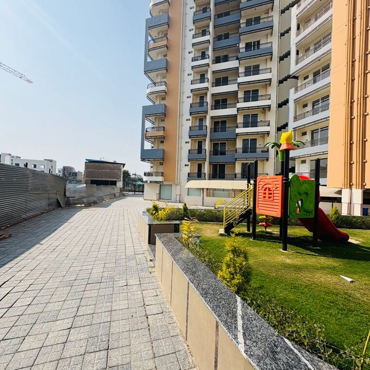Exterior View, ratan-galaxy 5 Bedroom 2535 Sq.Ft. Apartment In Lalbagh Lucknow 9946149