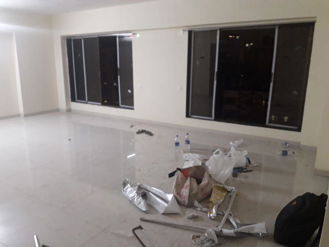 2 BHK + Extra Room Apartment For Sale in Ameet Tower