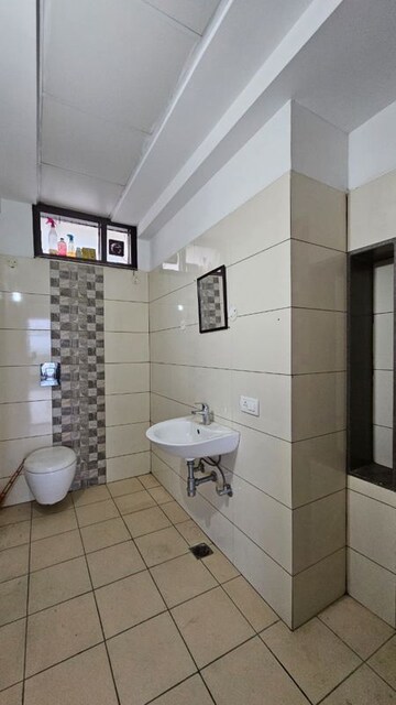 Bathroom in 3 BHK Apartment at MD Leafstone Apartments, Patiala Road – for Sale