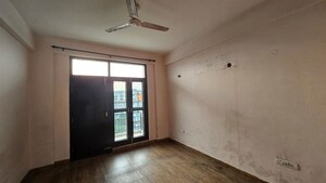 Room in 3 BHK Apartment at MD Leafstone Apartments, Patiala Road – for Sale