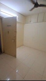 1 Rk  225 Sq.Ft. Apartment in Anand CHS Matunga