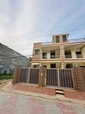 6 BHK Independent House – Exterior View View at Patiala Road - for Sale