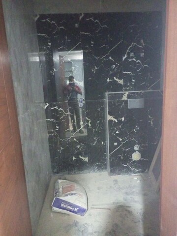  2 BHK Builder Floor at Sector 73 – for Sale