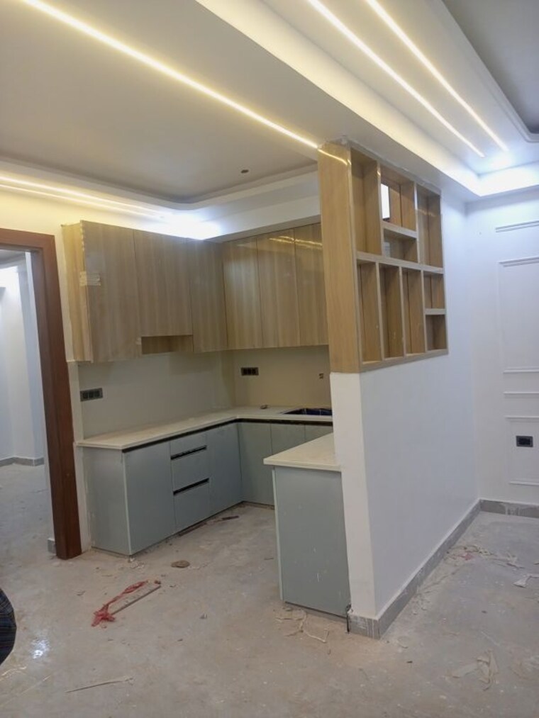 Kitchen, sector 73 2 Bedroom 950 Sq.Ft. Builder Floor In Sector 73 Noida 9946194