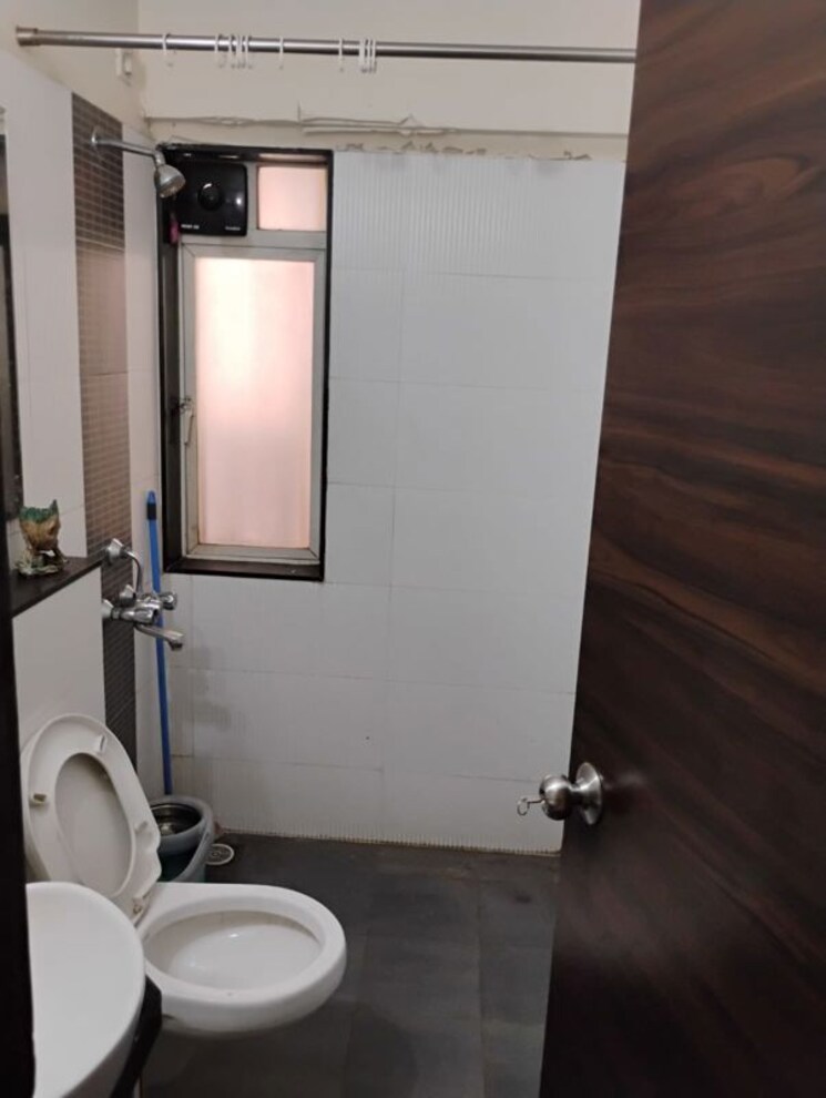 Bathroom, db-parkwoods 2 Bedroom 751 Sq.Ft. Apartment In Kasarvadavali Thane 9946196