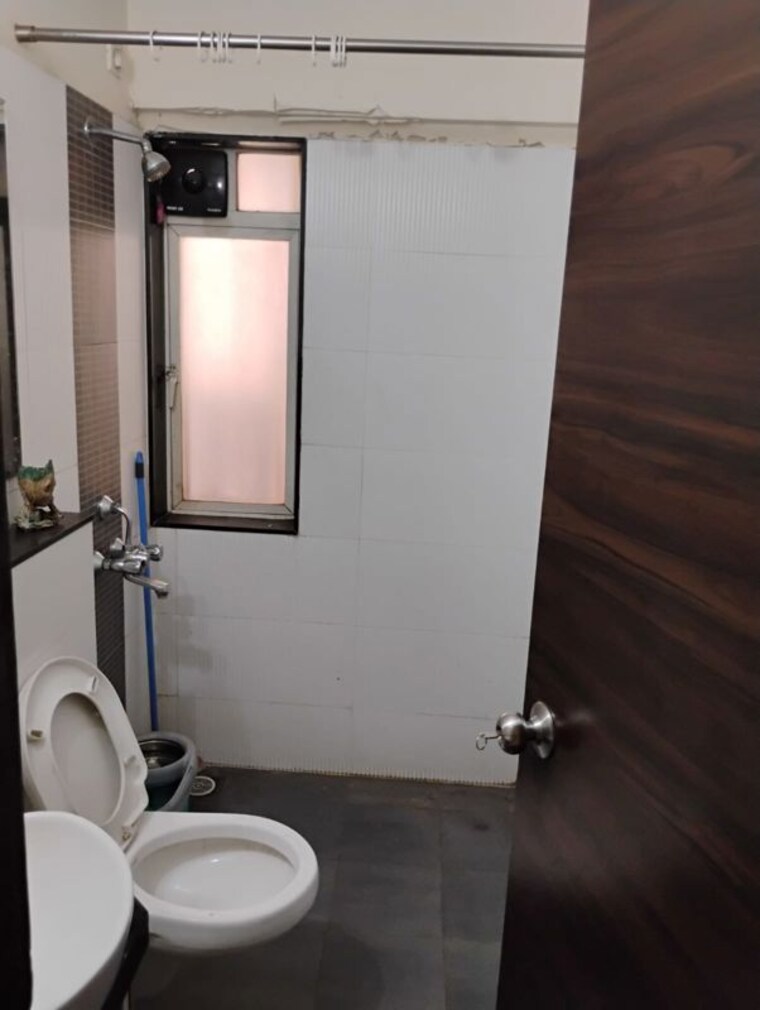 Bathroom, db-parkwoods 2 Bedroom 751 Sq.Ft. Apartment In Kasarvadavali Thane 9946196