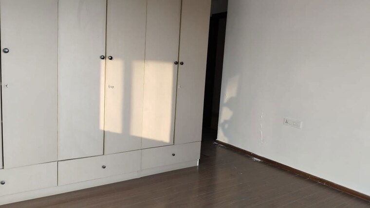 Room, dynamix-woodlands-apartment 4 Bedroom 3000 Sq.Ft. Apartment In Malad East Mumbai 9946206