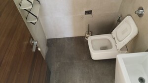 Master Bedroom in 4 BHK Apartment at Dynamix Woodlands Apartment, Malad East – for Rent