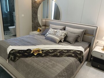 Bedroom in 2 BHK Builder Floor at Shalimar Bagh – for Sale