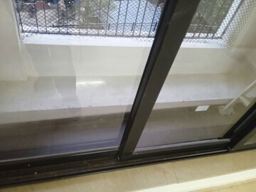 Furnished Amenities in 1 BHK Apartment at Satellite Royale, Goregaon East – for Rent