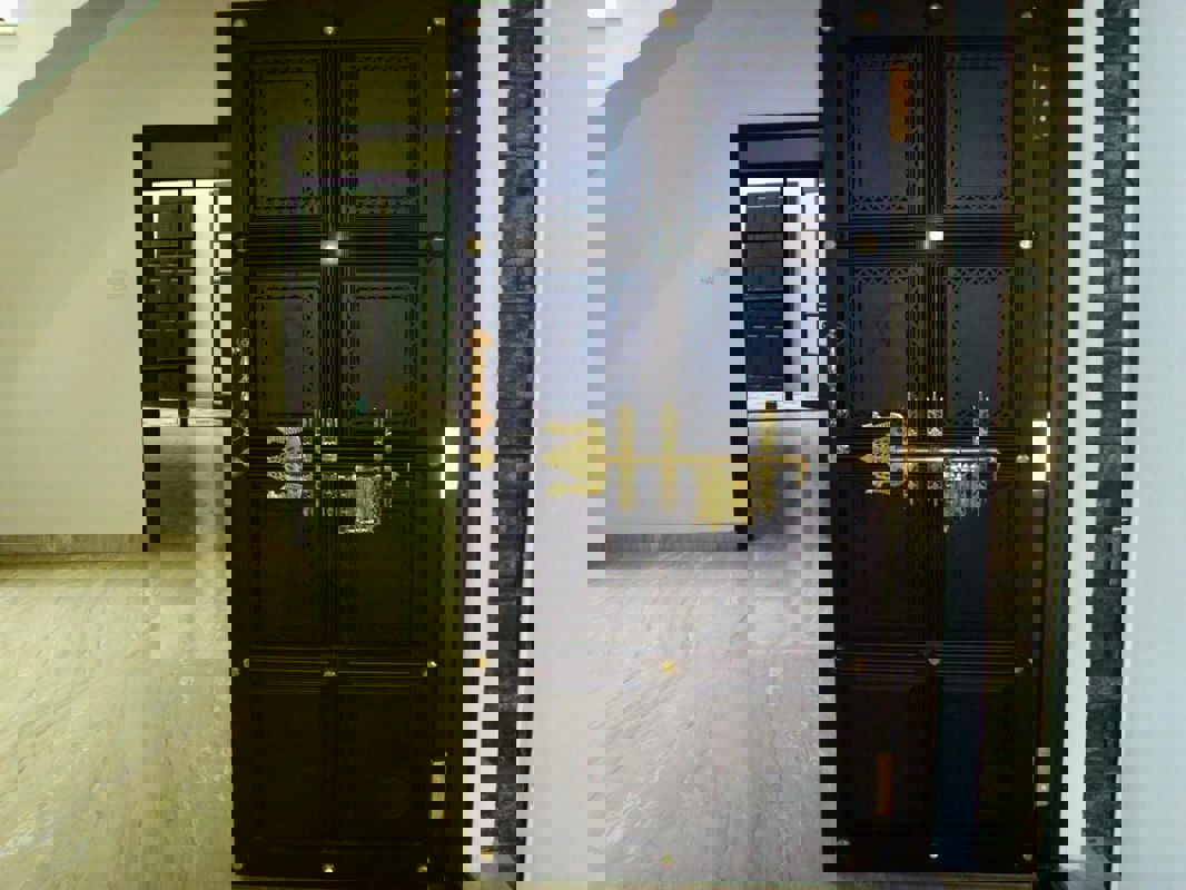 5 BHK + Study Room 8945 Sq.Ft. Apartment in Embassy Lake Terrace