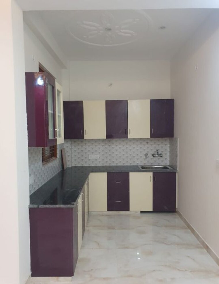 Kitchen, vijay nagar 3 Bedroom 1000 Sq.Ft. Independent House In Vijay Nagar Lucknow 9946235