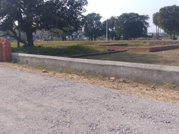 undefined, gomti nagar  1000 Sq.Ft. Plot In Gomti Nagar Lucknow 9946079