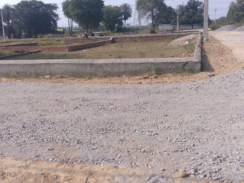 Plot For Sale in Gomti Nagar