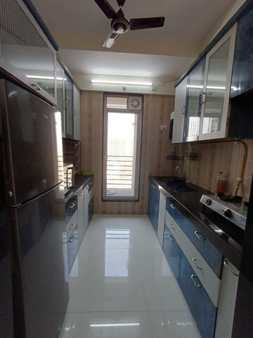 Kitchen in 1.5 BHK Apartment at Sheth Zuri, Laxmi Nagar – for Rent