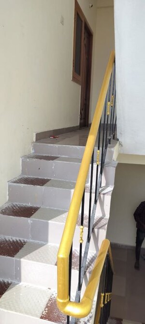 Staircase in  Shop at Guduvanchery – for Sale