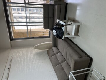 2 BHK Apartment For Rent in Lodha Aqua, Mira Road