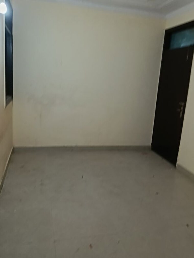 Room, neb sarai 2 Bedroom 850 Sq.Ft. Builder Floor In Neb Sarai Delhi 9946275