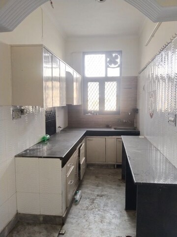 Kitchen in 2 BHK Builder Floor at Srishti Greenfield Homes, Green Fields Colony – for Rent