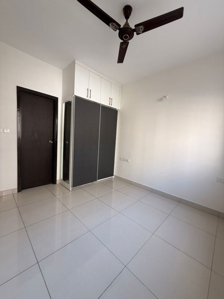 Room, provident-park-square 2 Bedroom 907 Sq.Ft. Apartment In Kanakapura Road Bangalore 9946277