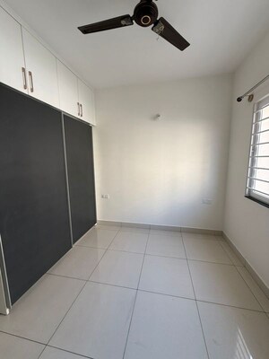 Room in 2 BHK Apartment at Provident Park Square, Kanakapura Road – for Rent