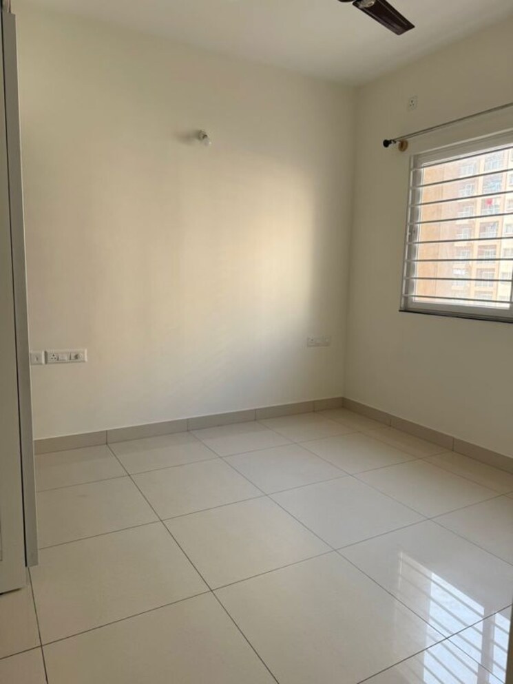 Room, provident-park-square 2 Bedroom 907 Sq.Ft. Apartment In Kanakapura Road Bangalore 9946277