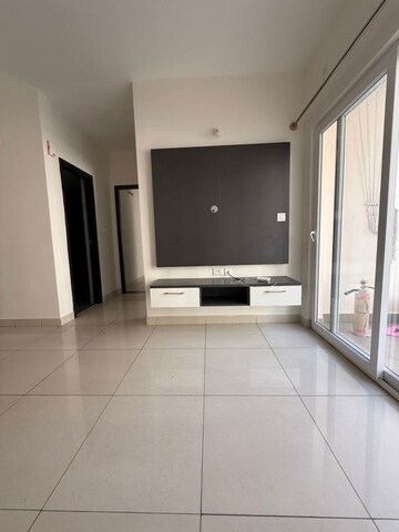 Room in 2 BHK Apartment at Provident Park Square, Kanakapura Road – for Rent