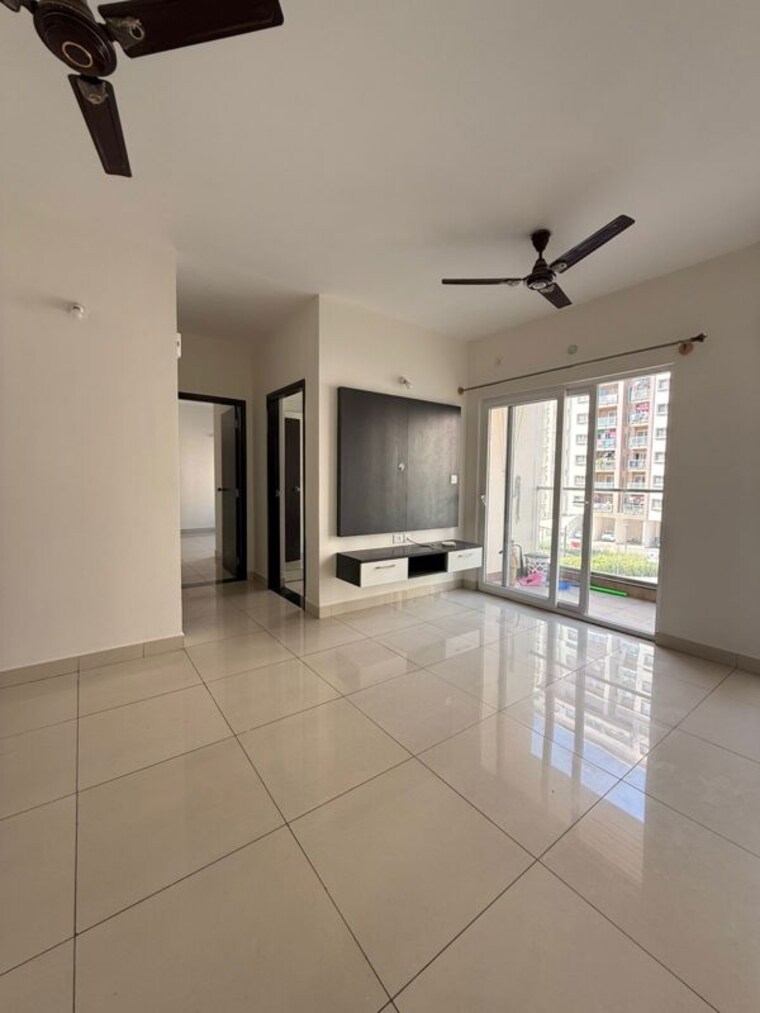 Room, provident-park-square 2 Bedroom 907 Sq.Ft. Apartment In Kanakapura Road Bangalore 9946277