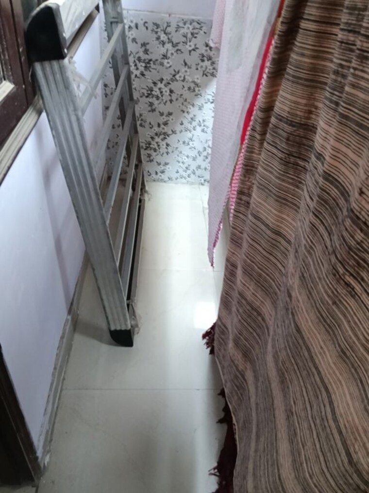 undefined, neb sarai 2 Bedroom 900 Sq.Ft. Builder Floor In Neb Sarai Delhi 9946284