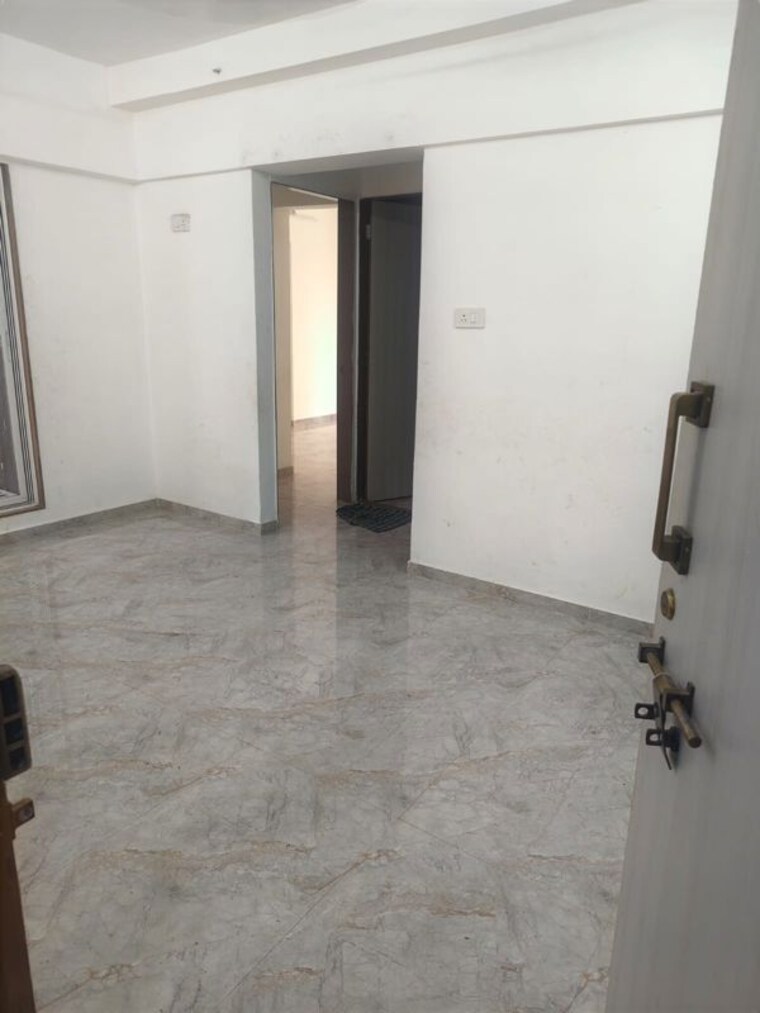 Room, shraddha-privilege 1 Bedroom 400 Sq.Ft. Apartment In Kannamwar Nagar Mumbai 9946285