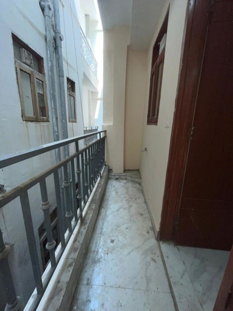 Balcony, neb sarai 2 Bedroom 850 Sq.Ft. Builder Floor In Neb Sarai Delhi 9946295