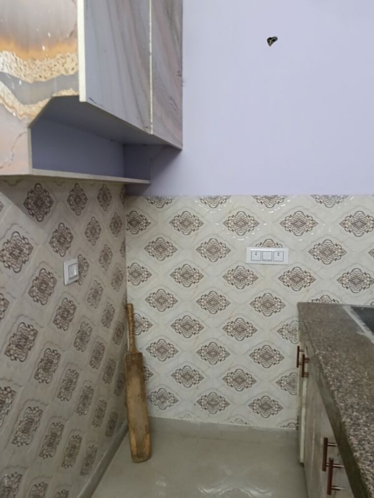 Bathroom, neb sarai 2 Bedroom 900 Sq.Ft. Builder Floor In Neb Sarai Delhi 9946303